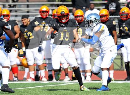 Thumbnail 1 in St. Bernard vs. Dominguez photogallery.