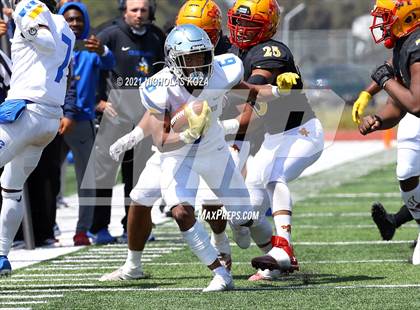 Thumbnail 1 in St. Bernard vs. Dominguez photogallery.