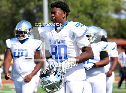 Thumbnail 3 in St. Bernard vs. Dominguez photogallery.