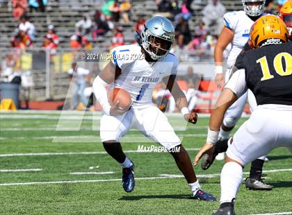 Thumbnail 2 in St. Bernard vs. Dominguez photogallery.