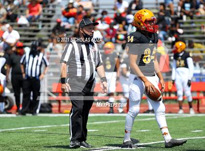 Thumbnail 2 in St. Bernard vs. Dominguez photogallery.