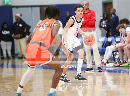 Thumbnail 1 in James Island vs. Christian Academy (Lowcountry Roundball Classic) photogallery.