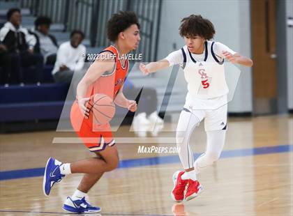 Thumbnail 1 in James Island vs. Christian Academy (Lowcountry Roundball Classic) photogallery.