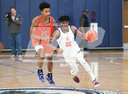 Thumbnail 2 in James Island vs. Christian Academy (Lowcountry Roundball Classic) photogallery.