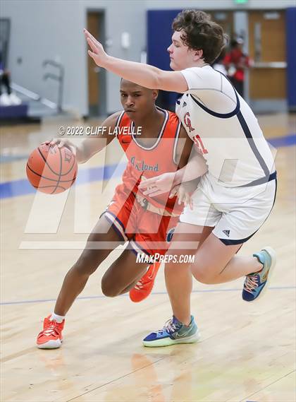 Thumbnail 1 in James Island vs. Christian Academy (Lowcountry Roundball Classic) photogallery.