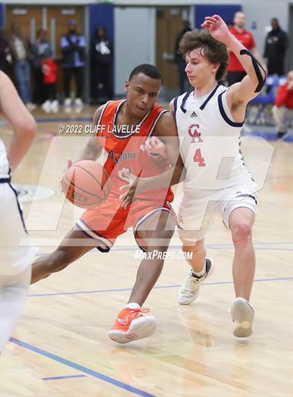 Thumbnail 3 in James Island vs. Christian Academy (Lowcountry Roundball Classic) photogallery.