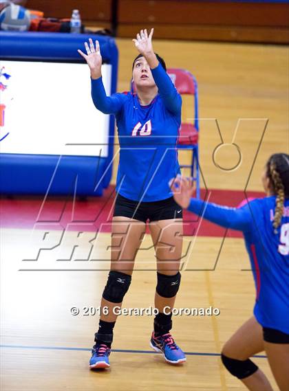 Thumbnail 2 in Gregori @ East Union photogallery.