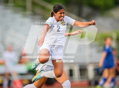 Thumbnail 3 in Stoney Creek vs Rochester (MHSAA D1 District Final) photogallery.