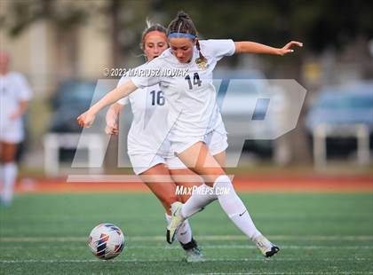Thumbnail 3 in Stoney Creek vs Rochester (MHSAA D1 District Final) photogallery.