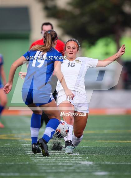 Thumbnail 2 in Stoney Creek vs Rochester (MHSAA D1 District Final) photogallery.