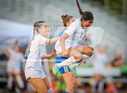 Thumbnail 1 in Stoney Creek vs Rochester (MHSAA D1 District Final) photogallery.