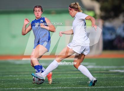 Thumbnail 3 in Stoney Creek vs Rochester (MHSAA D1 District Final) photogallery.