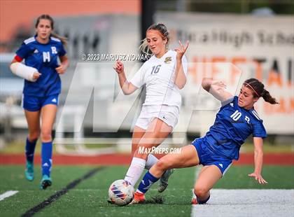 Thumbnail 1 in Stoney Creek vs Rochester (MHSAA D1 District Final) photogallery.