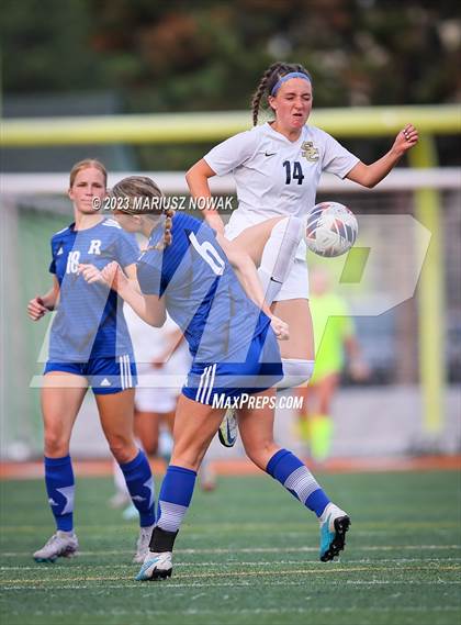 Thumbnail 3 in Stoney Creek vs Rochester (MHSAA D1 District Final) photogallery.
