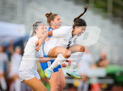 Thumbnail 2 in Stoney Creek vs Rochester (MHSAA D1 District Final) photogallery.