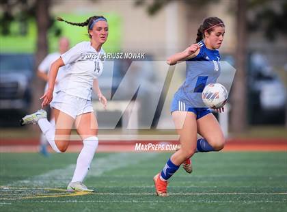 Thumbnail 2 in Stoney Creek vs Rochester (MHSAA D1 District Final) photogallery.