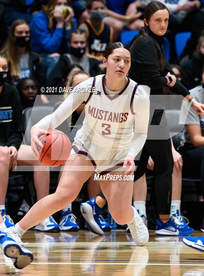 Thumbnail 2 in Herriman vs. Fremont (UHSAA 6A Final) photogallery.