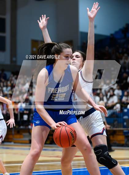 Thumbnail 2 in Herriman vs. Fremont (UHSAA 6A Final) photogallery.