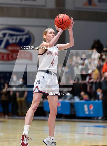 Thumbnail 3 in Herriman vs. Fremont (UHSAA 6A Final) photogallery.