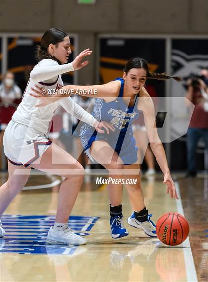 Thumbnail 3 in Herriman vs. Fremont (UHSAA 6A Final) photogallery.