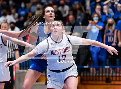 Thumbnail 1 in Herriman vs. Fremont (UHSAA 6A Final) photogallery.