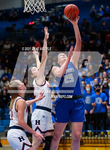 Thumbnail 2 in Herriman vs. Fremont (UHSAA 6A Final) photogallery.