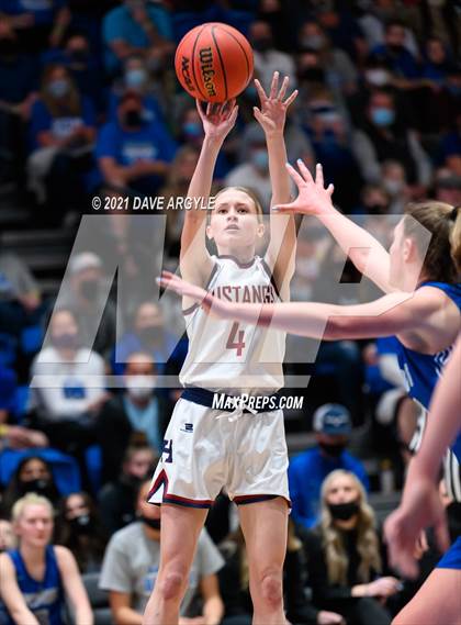 Thumbnail 3 in Herriman vs. Fremont (UHSAA 6A Final) photogallery.