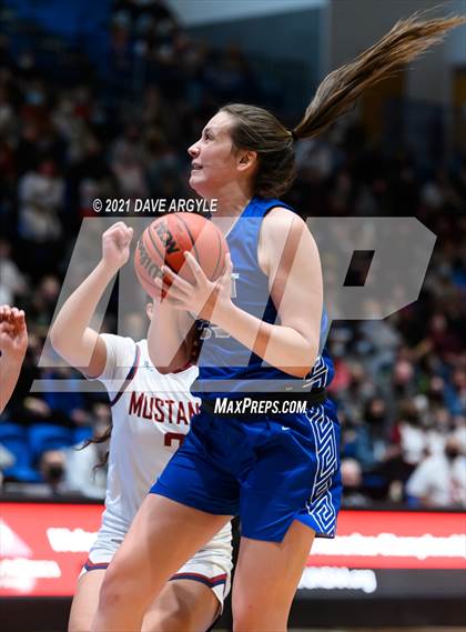 Thumbnail 1 in Herriman vs. Fremont (UHSAA 6A Final) photogallery.