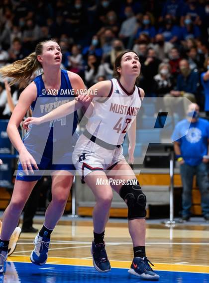 Thumbnail 2 in Herriman vs. Fremont (UHSAA 6A Final) photogallery.