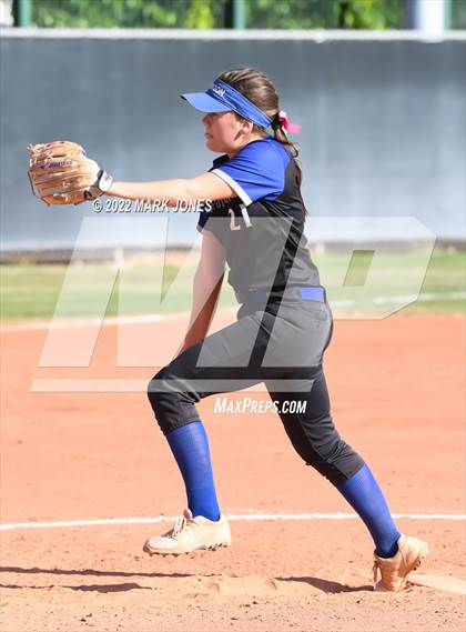 Thumbnail 1 in Dobson @ Sunnyslope photogallery.
