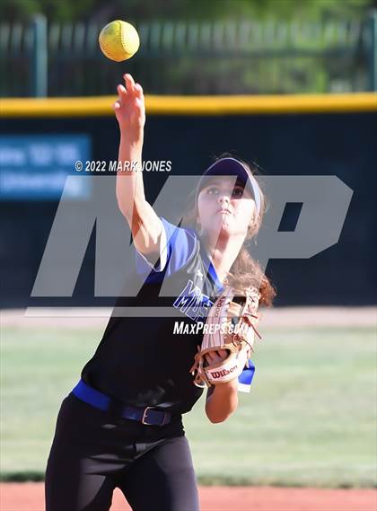 Thumbnail 1 in Dobson @ Sunnyslope photogallery.
