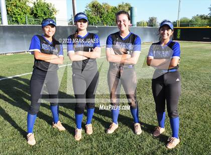 Thumbnail 2 in Dobson @ Sunnyslope photogallery.