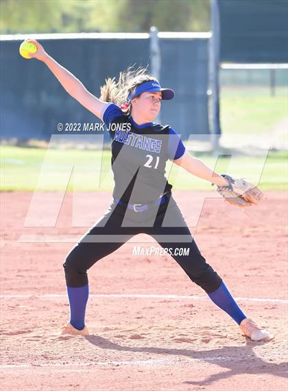Thumbnail 2 in Dobson @ Sunnyslope photogallery.