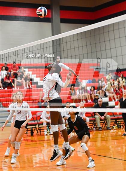 Thumbnail 3 in Lewisville @ Coppell (B Teams) photogallery.