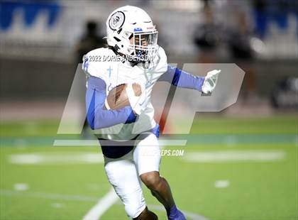 Thumbnail 1 in Capital Christian @ Vista del Lago photogallery.