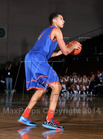 Thumbnail 1 in Bishop O'Dowd vs. Bishop Gorman (Tarkanian Classic) photogallery.