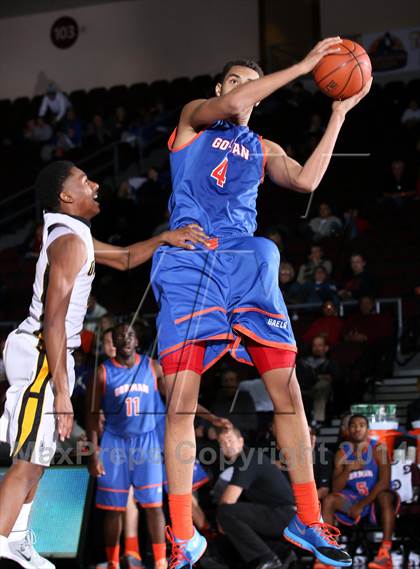 Thumbnail 2 in Bishop O'Dowd vs. Bishop Gorman (Tarkanian Classic) photogallery.