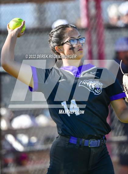 Thumbnail 3 in Lutheran vs Holy Family (CHSAA 4A Championship Final) photogallery.