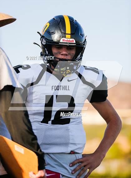 Thumbnail 1 in Foothill @ Yorba Linda photogallery.