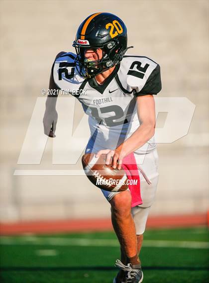 Thumbnail 1 in Foothill @ Yorba Linda photogallery.