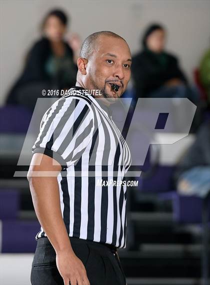 Thumbnail 2 in Lathrop vs. Washington (St. Hope Elite Classic) photogallery.