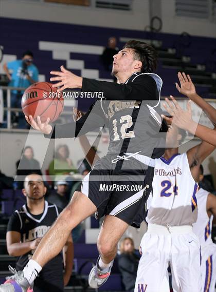 Thumbnail 3 in Lathrop vs. Washington (St. Hope Elite Classic) photogallery.