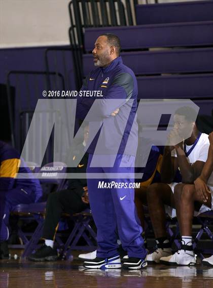 Thumbnail 1 in Lathrop vs. Washington (St. Hope Elite Classic) photogallery.