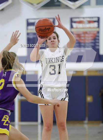Thumbnail 1 in Bloom-Carroll @ Teays Valley photogallery.