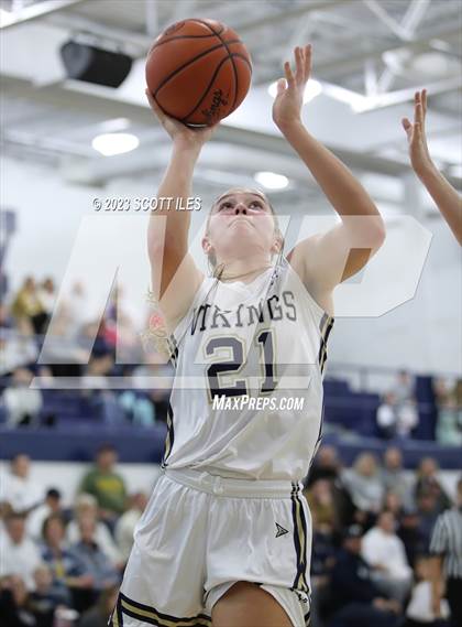 Thumbnail 2 in Bloom-Carroll @ Teays Valley photogallery.