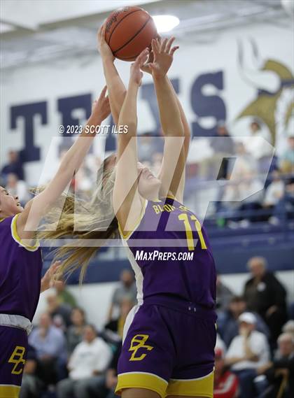 Thumbnail 2 in Bloom-Carroll @ Teays Valley photogallery.