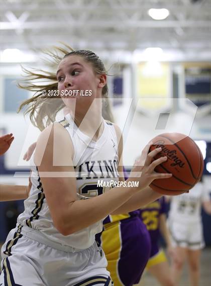 Thumbnail 3 in Bloom-Carroll @ Teays Valley photogallery.