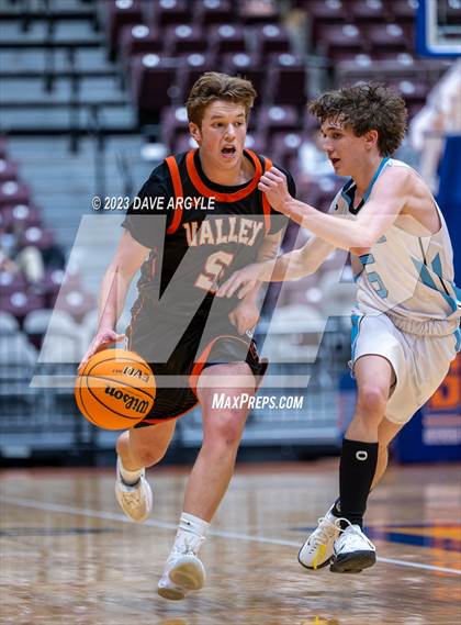 Thumbnail 1 in Piute vs. Valley (UHSAA 1A Quarterfinal) photogallery.