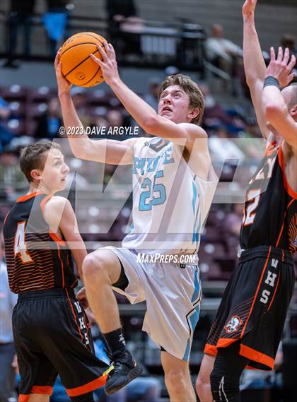 Thumbnail 1 in Piute vs. Valley (UHSAA 1A Quarterfinal) photogallery.