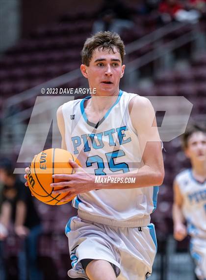 Thumbnail 3 in Piute vs. Valley (UHSAA 1A Quarterfinal) photogallery.